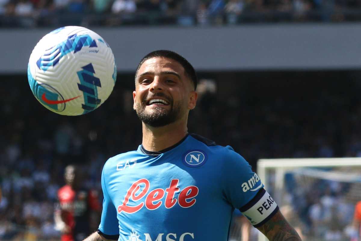 Insigne con la maglia del Napoli